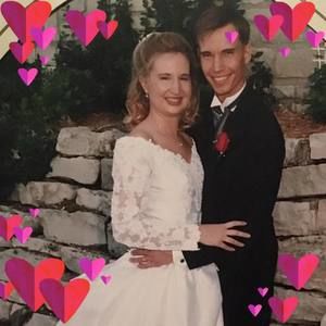 Meet your Posher, Becca